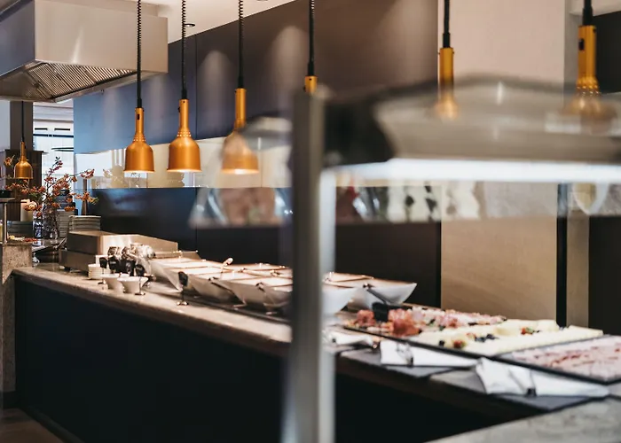 The Crystal Vaya Unique 호텔