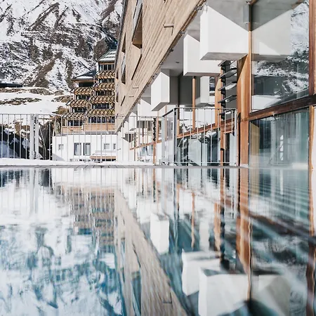 The Crystal Vaya Unique Sölden