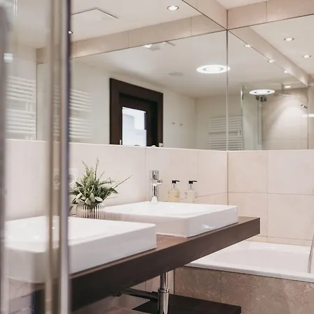 מלון The Crystal Vaya Unique *