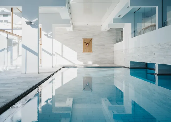 The Crystal Vaya Unique Solden